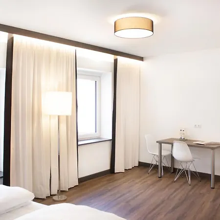 Ku Hotel By Wmm Hotels-3